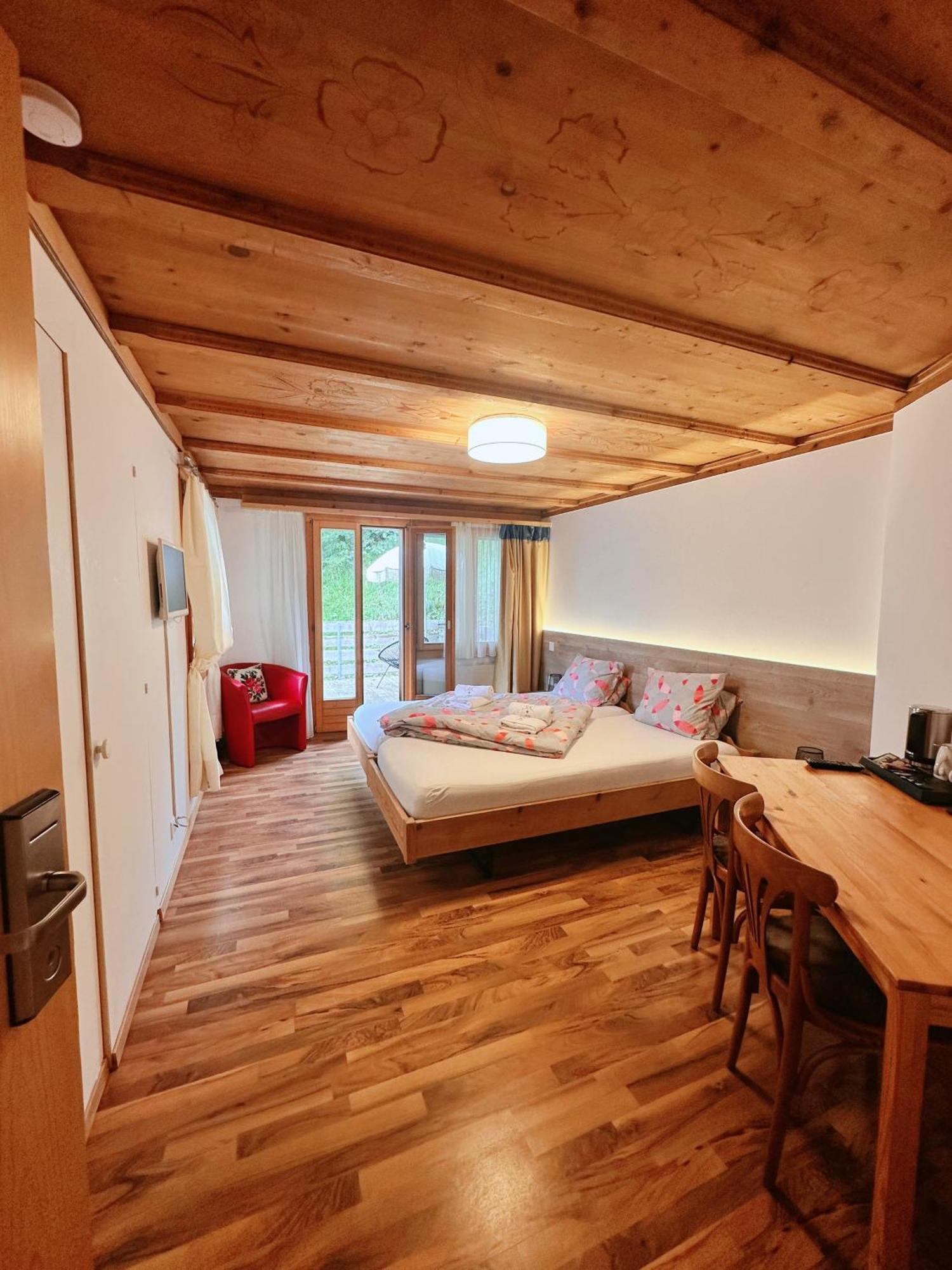 Hotel Wildbach Brienz Brienz  Exterior foto